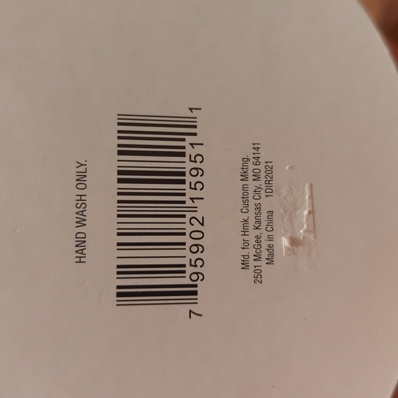 Santa boots salt and pepper shakers by Hallmark - Picture 5 of 5